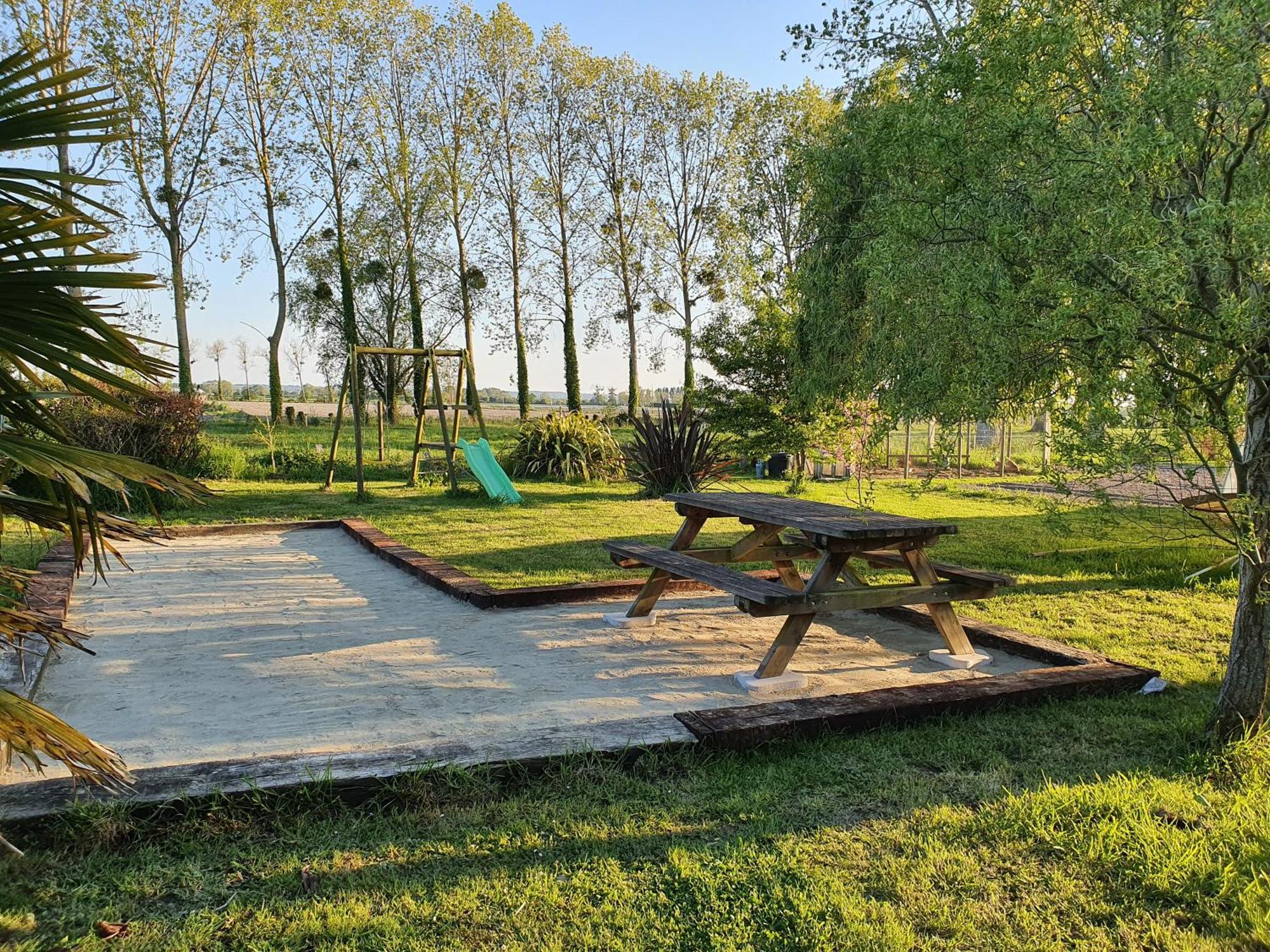 La Bastide Du Moulin - Mont St Michel Bed & Breakfast Moidrey Exterior photo